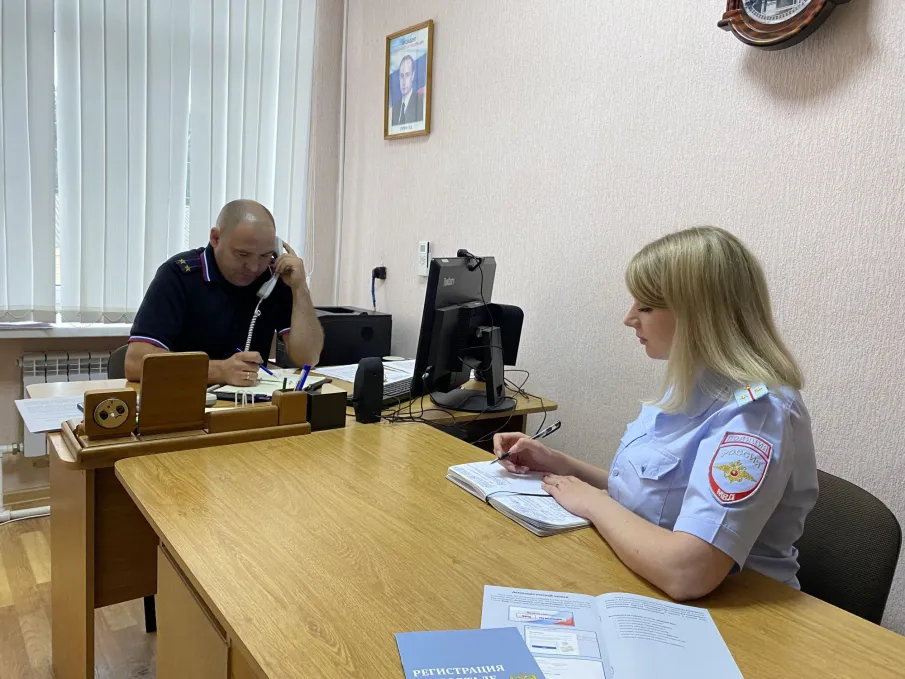 В полиции проведена «прямая» линия по госуслугам